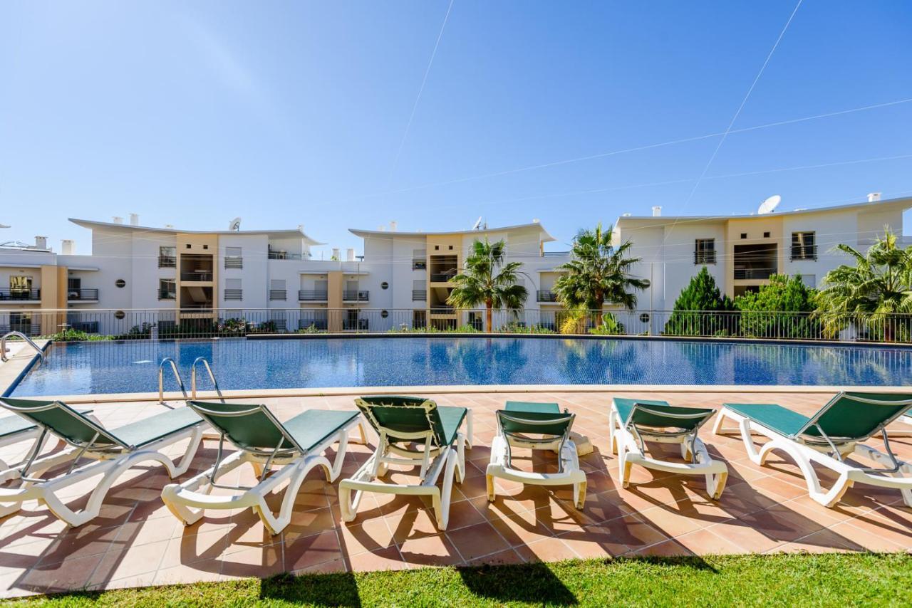 Bnb Homes Ocean View Apartment With Relax Terrace, 2 Swimming Pools & Tennis Court Albufeira Exteriér fotografie