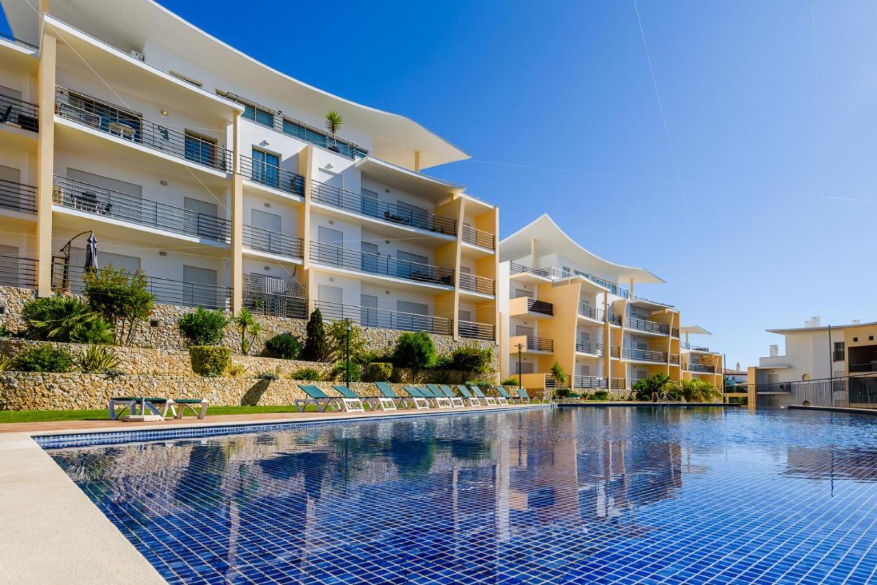 Bnb Homes Ocean View Apartment With Relax Terrace, 2 Swimming Pools & Tennis Court Albufeira Exteriér fotografie