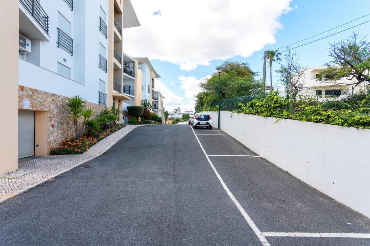 Bnb Homes Ocean View Apartment With Relax Terrace, 2 Swimming Pools & Tennis Court Albufeira Exteriér fotografie